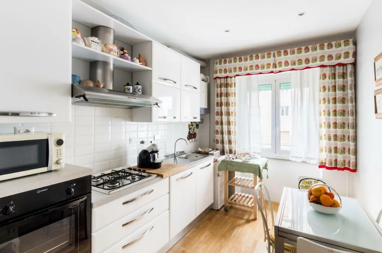 A Casa Di Mamma Apartment Rome Italy